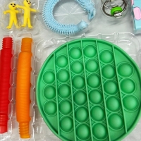 Calendar Advent cu 24 jucarii antistres, Fidget toys S084